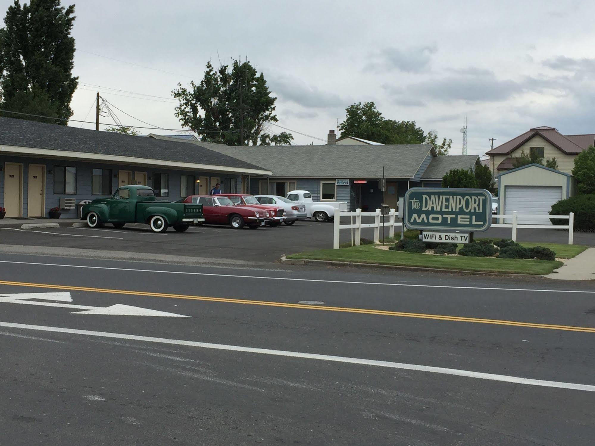 The Davenport Motel Exterior photo